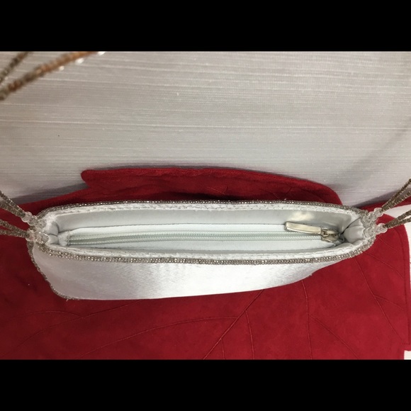 New Unique Beaded Crystal Bag - Picture 7 of 9